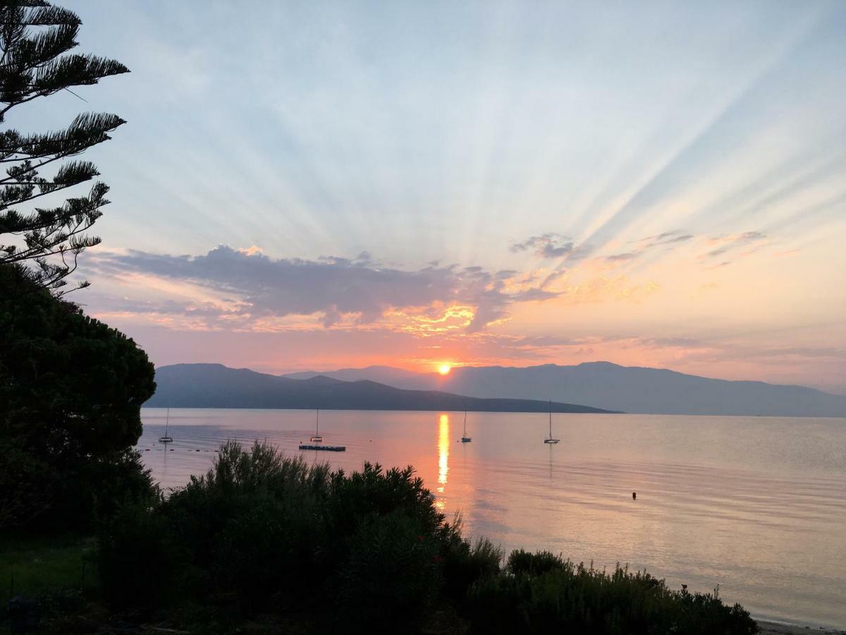 Lefkada Beachfront Apartment Nikiana Exterior foto