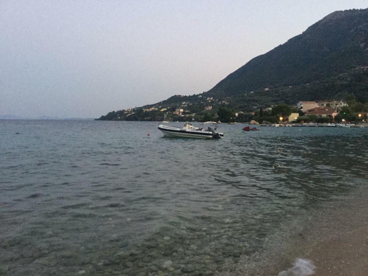 Lefkada Beachfront Apartment Nikiana Exterior foto